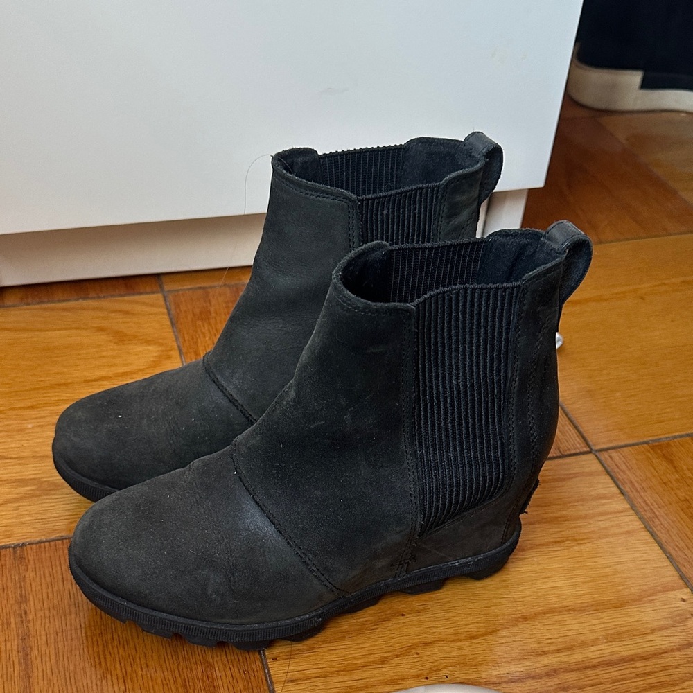Sorel Black Ankle Booties